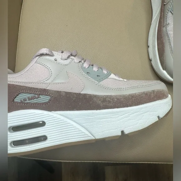 Nike Women's Sneakers - Pink and Gray